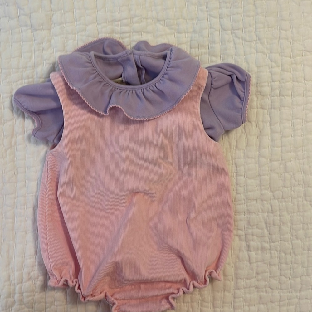 Beaufort Bonnet Co. bubble set. 12-18 mos. Pink and purple.